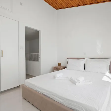 Wavestone Beachfront House Σπίτι διακοπών *