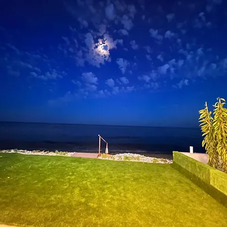 Σπίτι διακοπών Wavestone Beachfront House