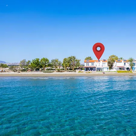 Σπίτι διακοπών Wavestone Beachfront House *