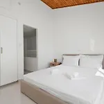 Wavestone Beachfront House Semesterbostad *