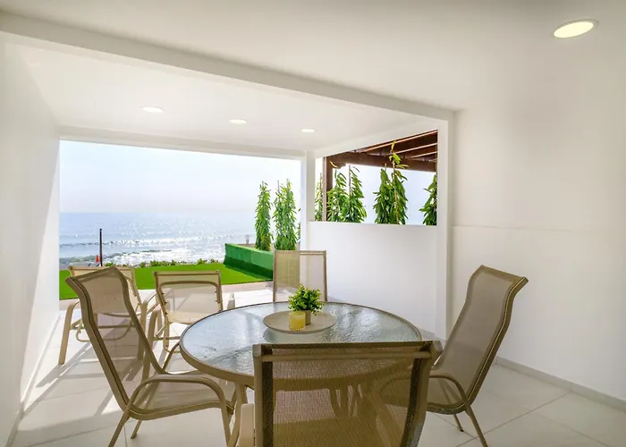 Prázdninový dům Wavestone Beachfront House *